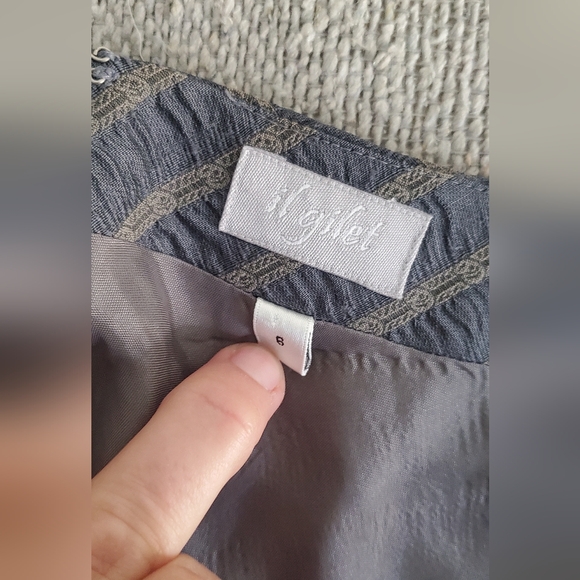 IL Gilet Size 6 Grey Stripe Hi-Lo Puckered Seersucker Long A Line Designer Skirt - Picture 2 of 6